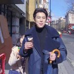 아 <b>잠</b>이 안온다