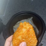 [댓글부탁해] 나 방금 비비고 김치<b>치즈</b>주먹밥 먹었는데 하나 더 먹을까말까
