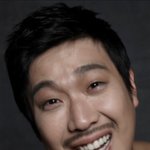 <b>반</b> 같이 올라온 친구 <b>한</b> 명 있는데
