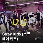 근데 스트레이즈키즈 <b>현진</b> 왜이렇게 금발장발로 영업하냐