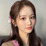 설윤이는 크게 될<b>상이</b>다 겁나 예뻐