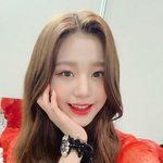 장원영 <b>vs</b> 설윤 04년생 비쥬얼 원탑 누구같아