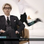 [NCT칠프] 강아지 뒤에서 <b>재롱</b>부리는중