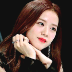확실히 느껴지는 <b>셀럽</b>의 아우라