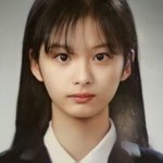 <b>설윤</b> 졸업사진도 존예네