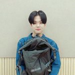 [댓글부탁해] 생활복<b>반팔</b> 언제부터 입을 수 잇을 거 같음?