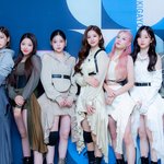 설윤 <b>센터</b>로 바꾸니까 훨 예쁘다