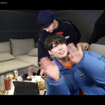 [군대] 전정국 고딩 아님?