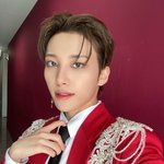 <b>음중</b> 빨간벽