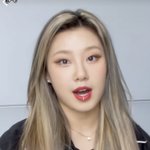 <b>리정</b> 살짝 고양이상 느낌도 있네