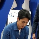 <b>이</b> 정도면 너무 <b>잘</b>생겨서 화나는 거 ㄱㄴ?