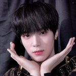<b>몬</b><b>엑</b> 이민혁 얼굴이나 봐라