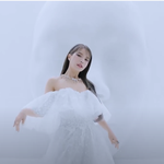 <b>솔라</b> (Solar), '꿀' MV 티저 공개··· <b>솔라</b>표 꿀 보이스에...