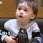 [군대] 아니 10년차 아이돌한테 저런 영상<b>편지</b> 받아도 되는거임?