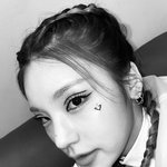 시크한 비주얼 여신들의 <b>온도</b> 차이