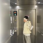 [더보이즈] 뒤에 손 깜짝놀랐네
