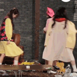 [엔믹스] 나갈때 꾸벅 인사하는 <b>설윤이</b>