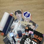 [방탄소년단] 포스터부스랑 팝업스토어에서 <b>산거</b>