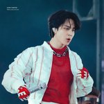아미들아  지민 이 <b>의상</b>