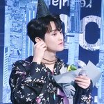 [NCT칠프] 마크 이<b>착장</b> 이쁘지 않음..?