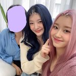 와 세은 파란머리 <b>수민</b> 핑크머리