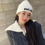 권은비 <b>사복</b> 스타일 너무 이쁘지 않음?