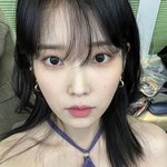 아이유는 박재범 뮤비에서 머리 말이야