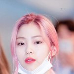 있지 <b>류진이</b>까지 친해지기로함.jpg