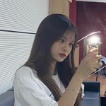 <b>설윤</b>이 셀카 사진 겁나 예쁘다