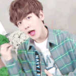 <b>백현</b>