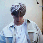 <b>백현</b>