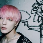 [NCT드림] 이재노 피부도 <b>창백</b>하니까 약간 뱀파이어 같지않녀