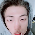 <b>알엠</b> 입에 코로나 자가키트 물거있는거임?