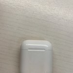 [댓글부탁해] 에어팟1세대 <b>충전</b>케이스+에어팟 2세대 한쪽 이가격...