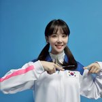 귀여운 양<b>갈래</b> 머리 한 김민아