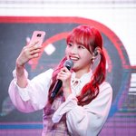 한 <b>글자</b> 이름 쓰는 아이돌
