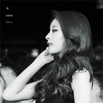 선 짙은 예쁨에 <b>한참</b> 보게 되는 미모