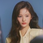 [드루와] <b>설윤</b> 예쁜 거 인정하는데 좀 ㅋㅋ