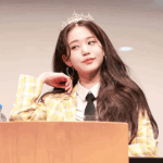 장원영은 공주,<b>퀸카</b>컨셉이 찰떡