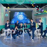 어제 엠카 이 <b>인트로</b> 본 사람