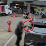 운전석 창틈에 라면국물 붓다 딱 걸린 초등생 “공부 스트레스”