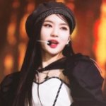 스테이씨 <b>아이사</b> 베레모 ㅈㄴ예쁨