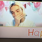 [스키즈] <b>머리띠</b> 없어지는거