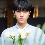 아는 오빠 엘 <b>닮음</b>