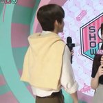 [NCT칠프] 뒷모습 잔뜩 기대하고 있는 초딩같음