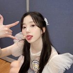 혀내밀고 <b>사진</b>찍으면 <b>안</b>됨?