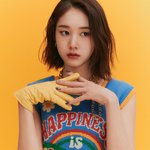 <b>이옷</b> 입는다고 하면 말릴거임..?