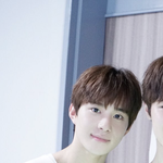 전에 학원에 <b>엔</b> <b>정우</b> 닮은 남자애 있었는데