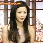렌즈 끼고 눈 비벼도 돼?