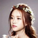 <b>갈색</b>눈동자를 지닌 연예인